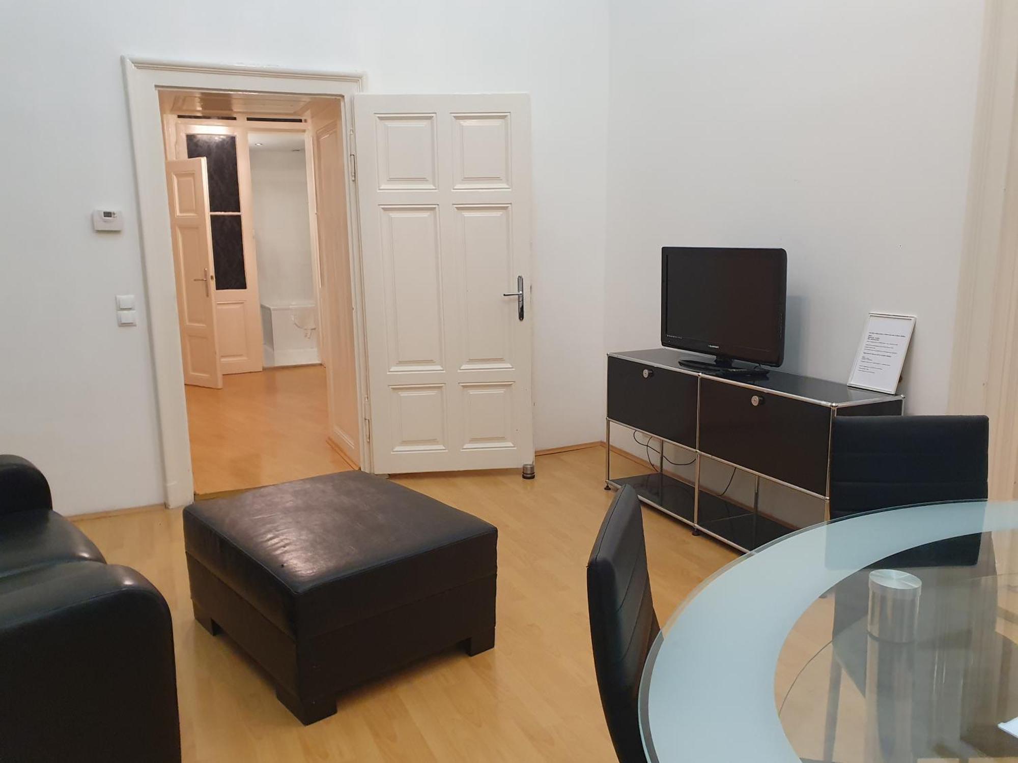 Carlton Suites Вена Экстерьер фото