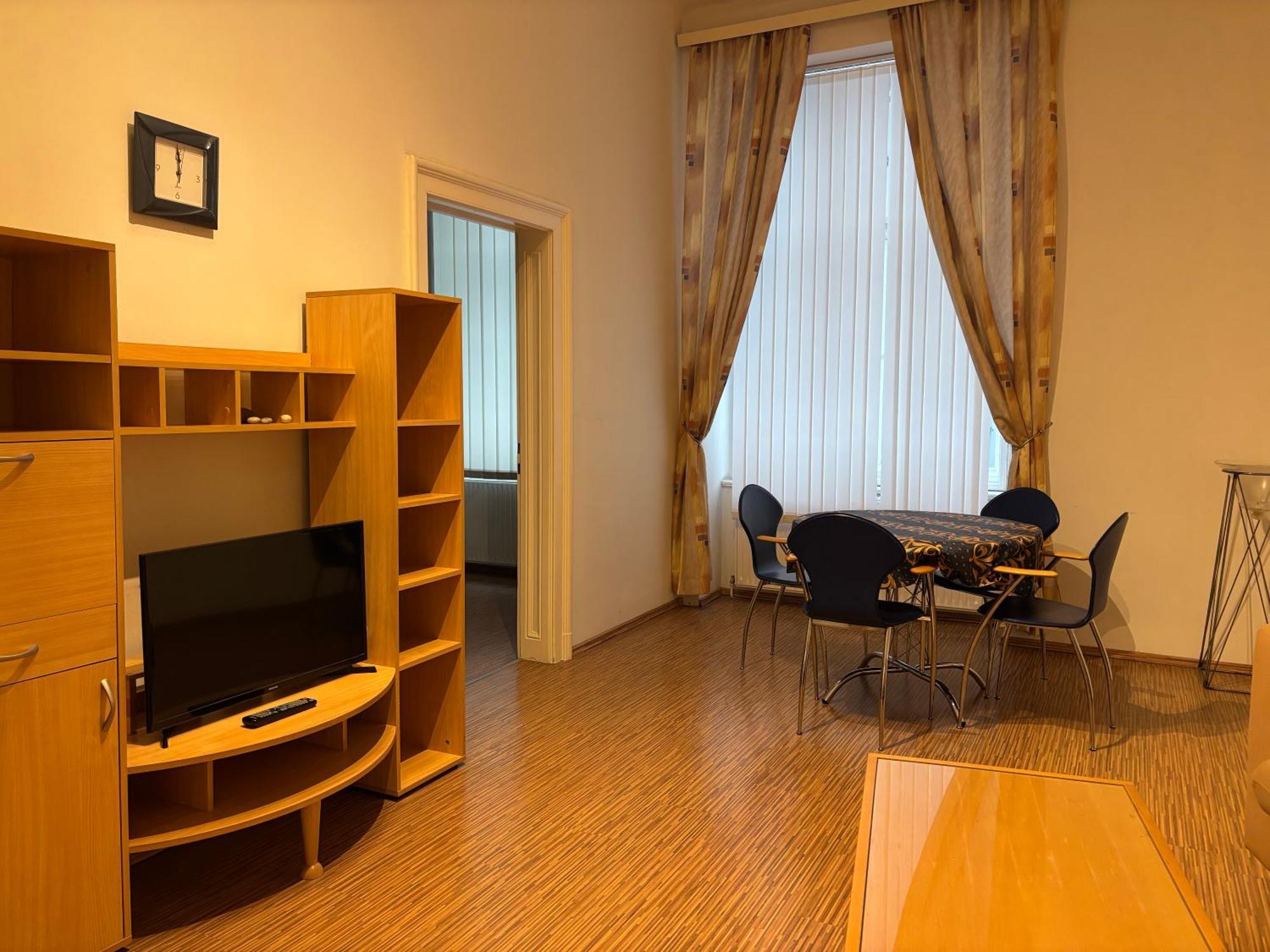 Carlton Suites Вена Экстерьер фото