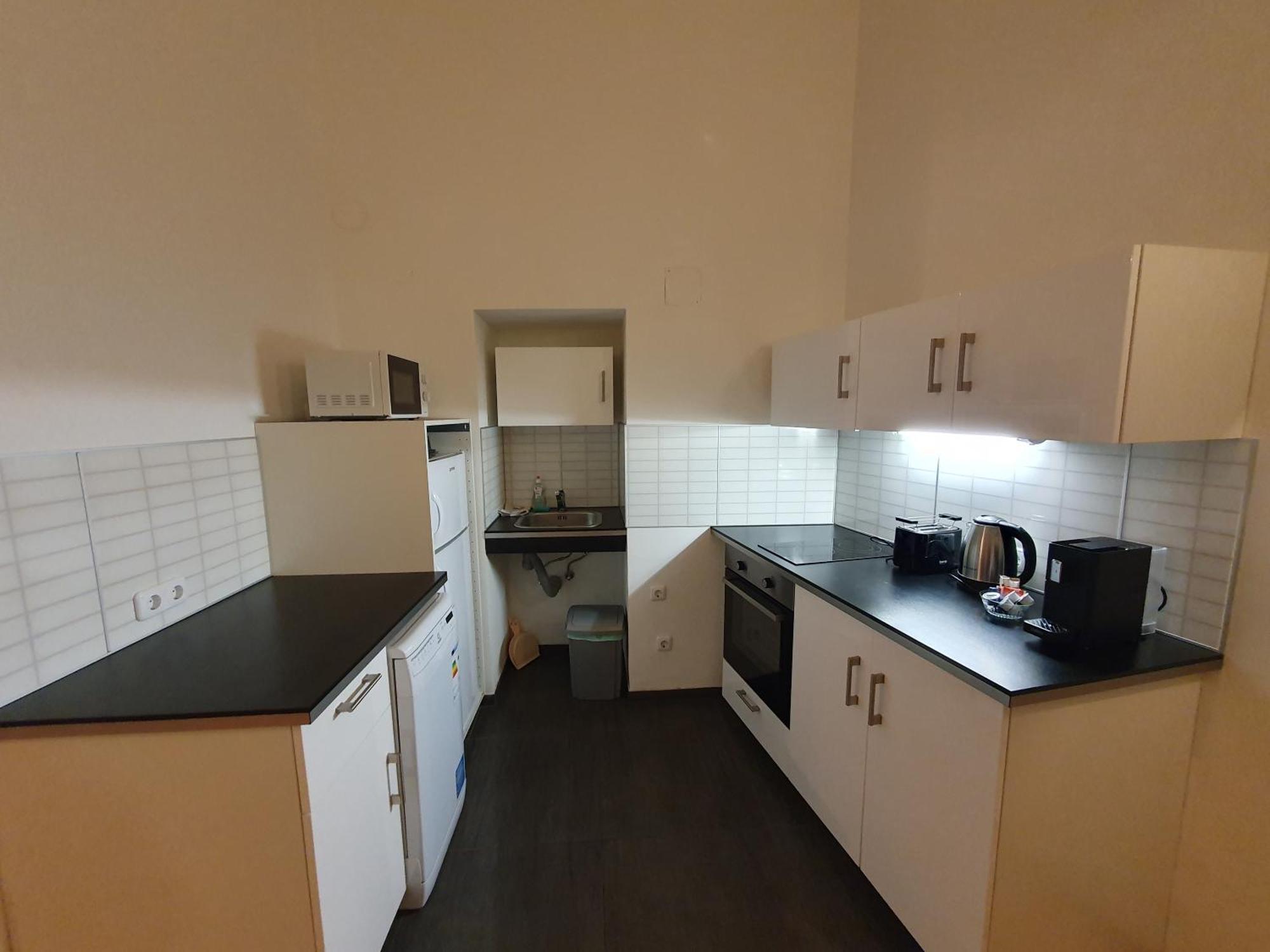 Carlton Suites Вена Экстерьер фото