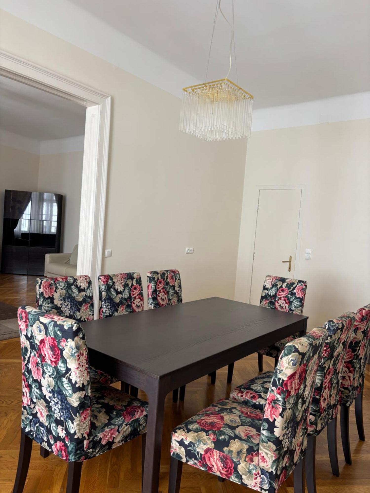 Carlton Suites Вена Экстерьер фото