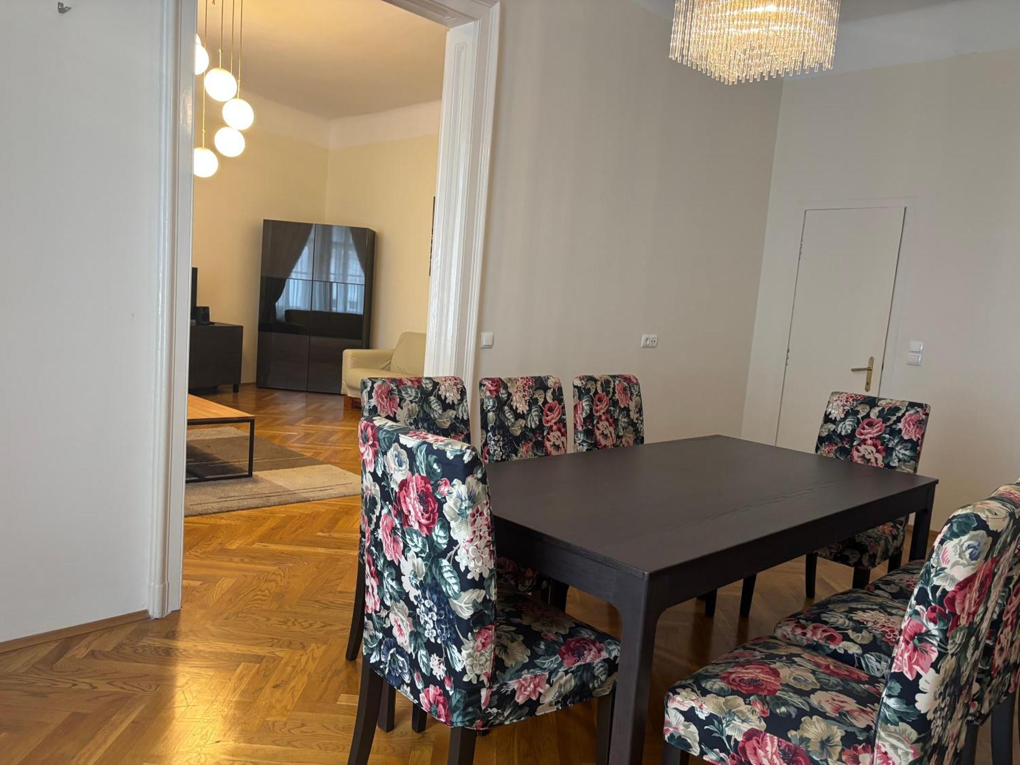 Carlton Suites Вена Экстерьер фото