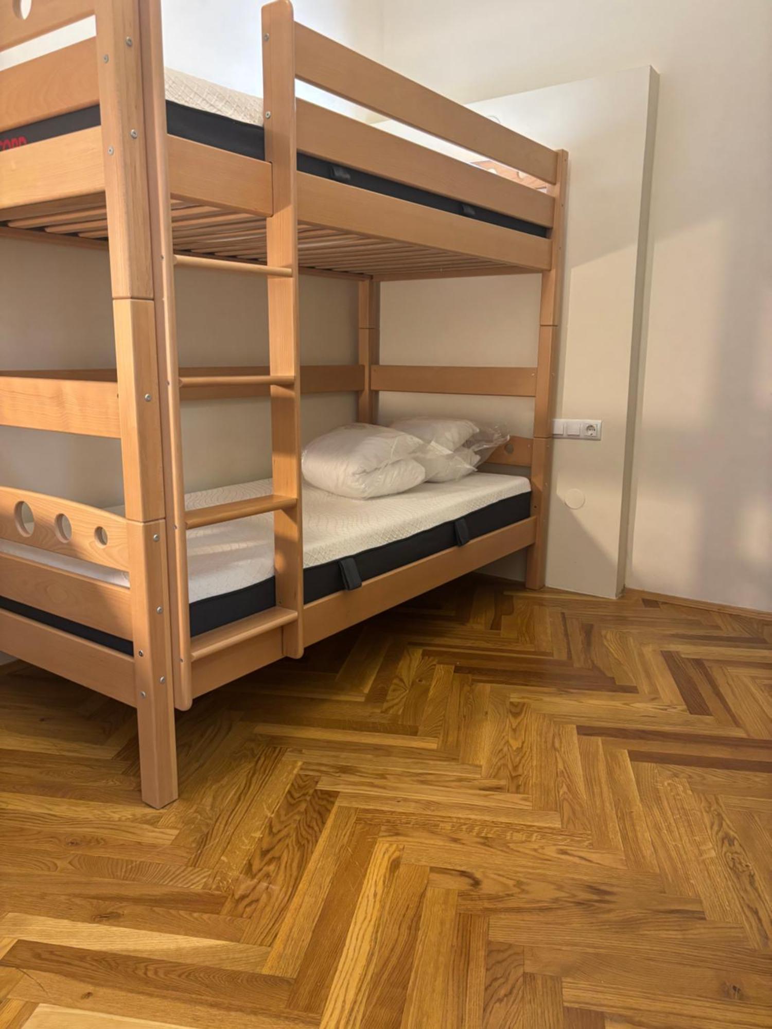 Carlton Suites Вена Экстерьер фото